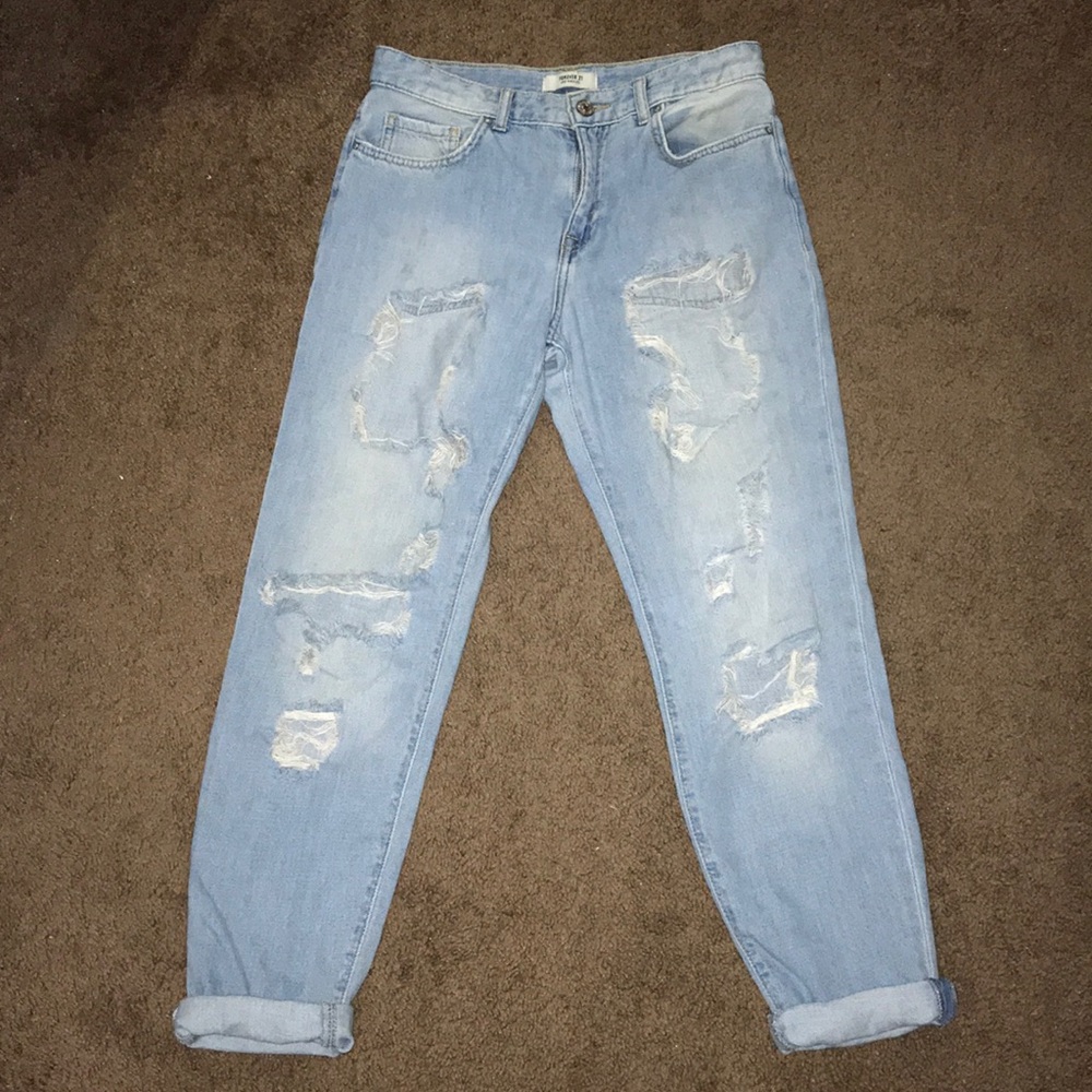 Ripped high rise boyfriend jeans